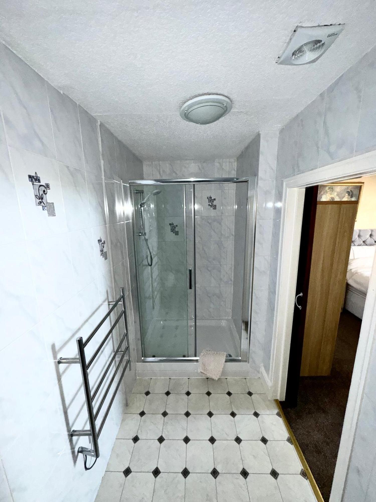 Ashfield Guesthouse Douglas Esterno foto