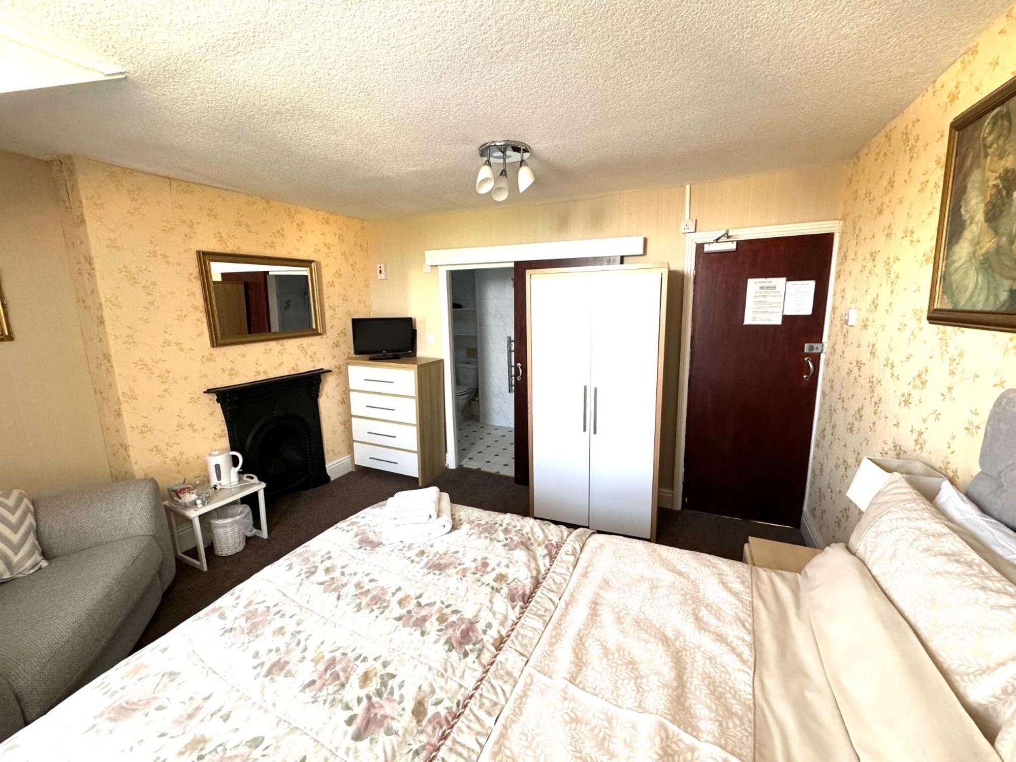 Ashfield Guesthouse Douglas Esterno foto
